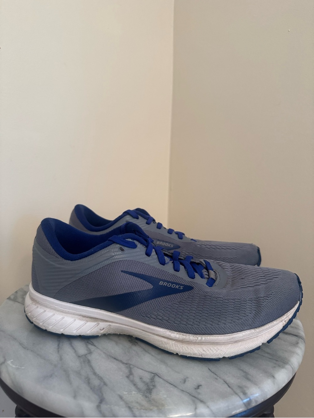 Brooks Transmit 2 Running Shoes Men’s Size 9 Gray Blue Sneakers 1103371D028 - Picture 2 of 9